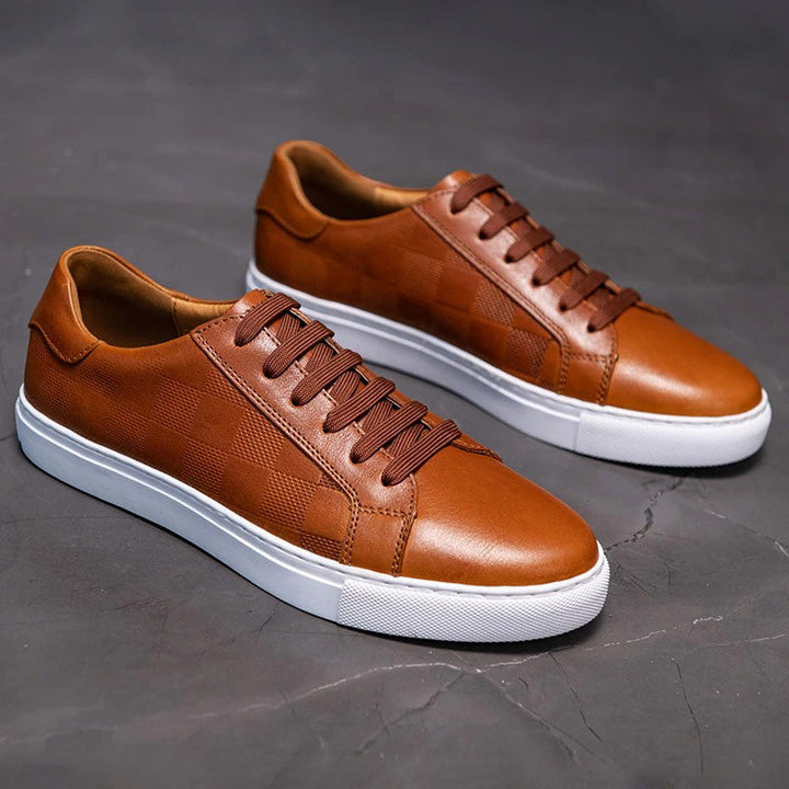 Men's classic tan leather low-top sneakers with white sole, ideal for casual and everyday wear, comfort shoes