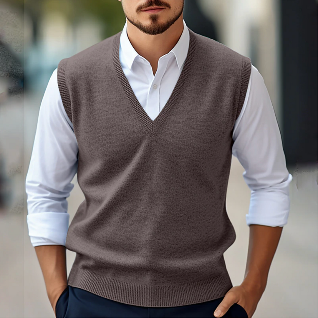 Casual yet smart men's V-neck knitwear vest for versatile office and everyday layered looks
