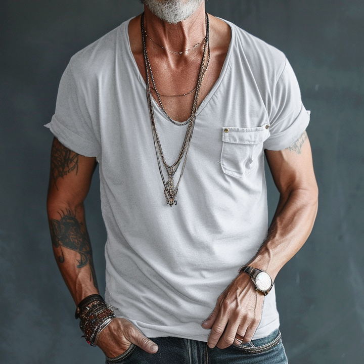 Stylish men's V-neck pocket t-shirt for summer, a versatile choice for everyday casual fashion.