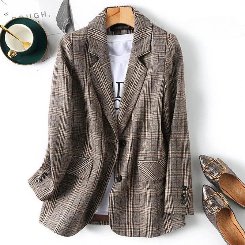 Men's classic wool blend plaid blazer, tailored fit, perfect for formal wear & business casual.