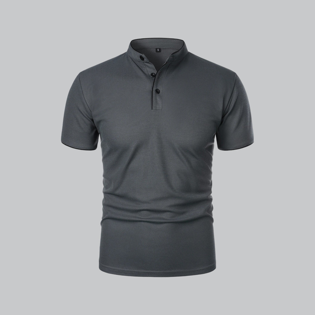 Side profile of men's collarless polo top, short sleeve, showing relaxed fit and mandarin trim.