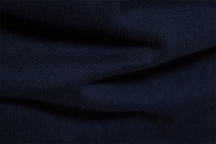 Everyday men's colorblock half-zip pullover, provides warmth and a touch of elegance