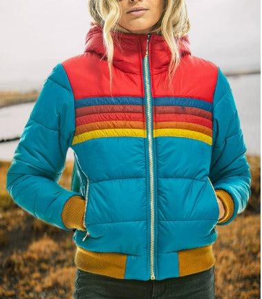 Insulated men's puffer jacket, water-resistant and warm, perfect colorblock winter outerwear