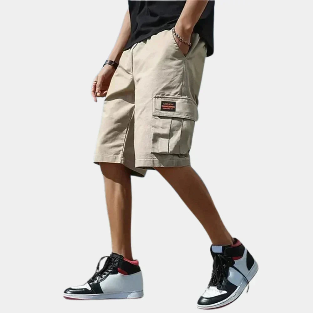 Men's comfortable cotton cargo shorts, ideal for summer outdoor adventures.
