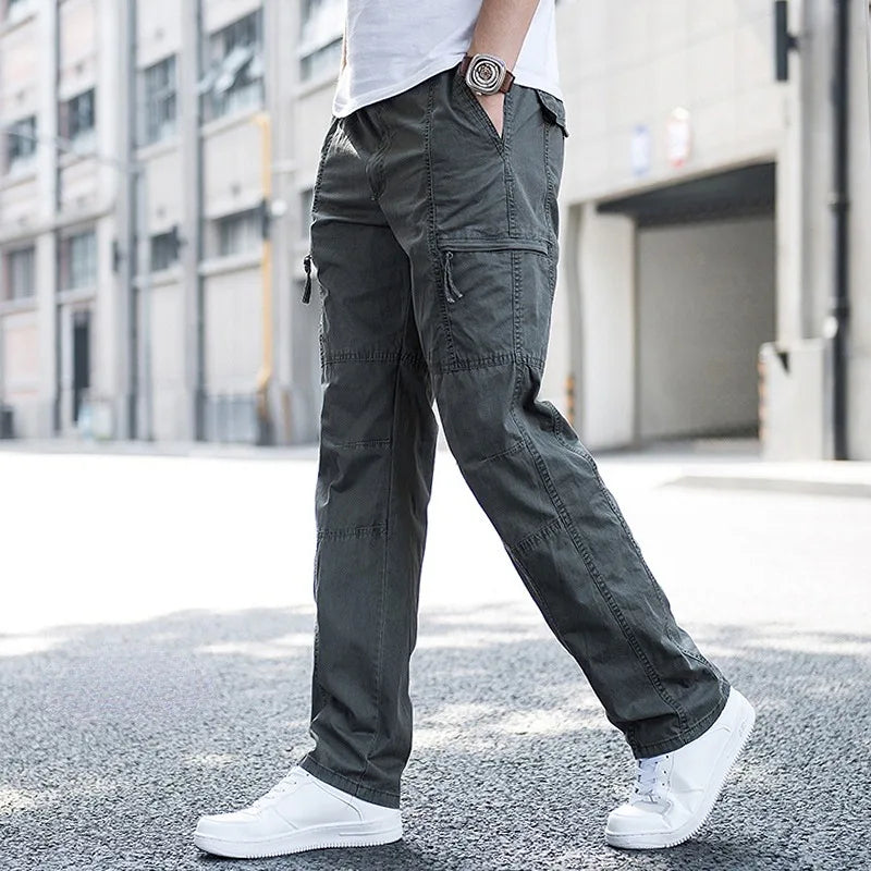 Men's comfortable stretch cargo pants in army gray, perfect for versatile everyday wear.