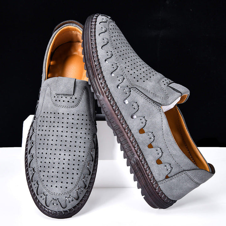 Everyday men's slip-on loafers, breathable cowhide leather for a casual look.