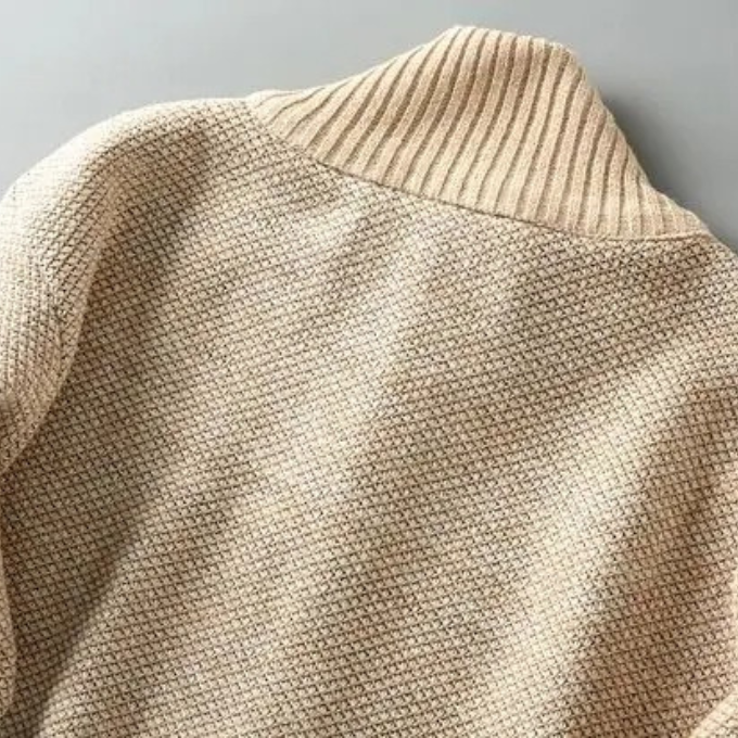 Men's Cumberland jacket, knit exterior with soft fleece lining, perfect for chilly weather errands
