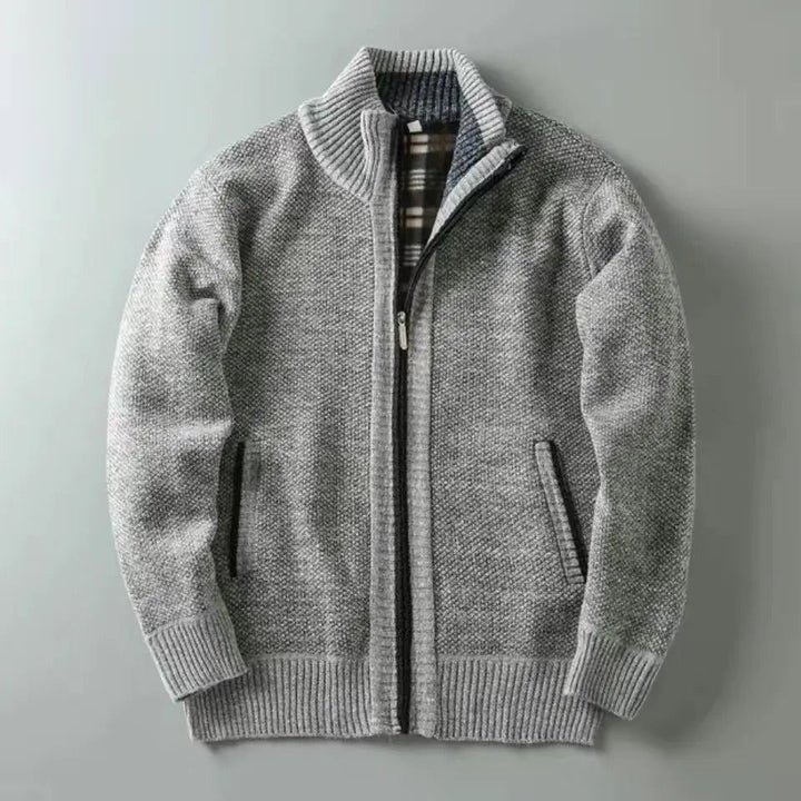 Casual men's Cumberland jacket, fleece-lined for comfort, an essential piece of winter outerwear