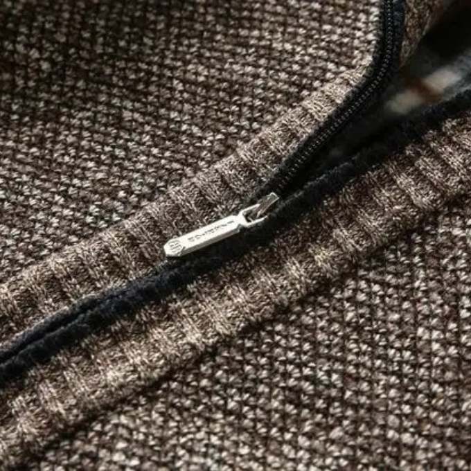 Warm men's Cumberland jacket, fleece-lined, featuring a stylish knit and rugged design