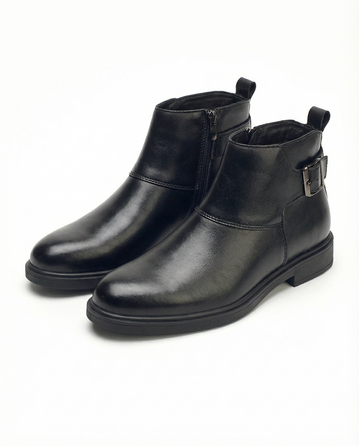Men's casual leather ankle boots, built for lasting wear and versatile styling