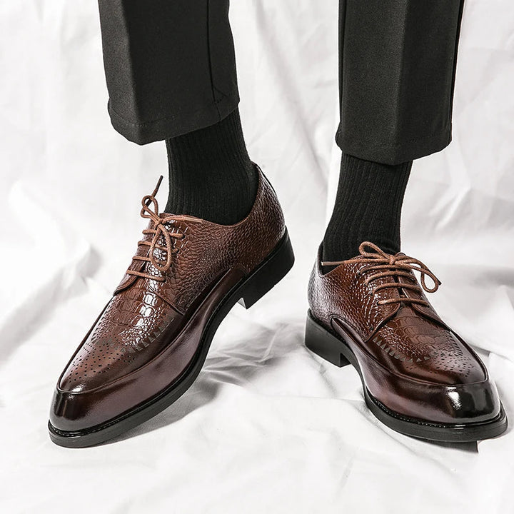 Detailed shot of the laces on men's genuine leather Oxford shoes, secure and elegant formal footwear.