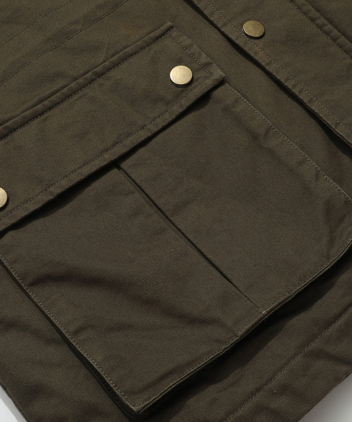 Men's apparel: a practical field jacket with ample storage and a cozy quilted lining.