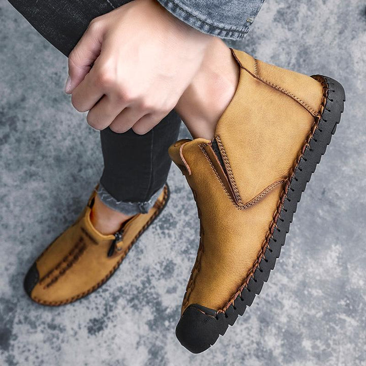Men's casual non-slip brown leather ankle boots with hand-stitched craftsmanship