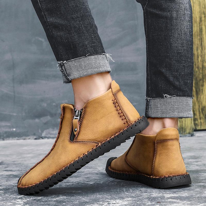 Men's comfortable hand-stitched leather ankle boots, featuring non-slip outsoles