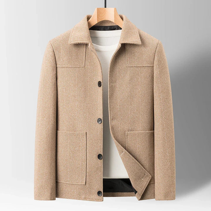 Lightweight men's herringbone jacket, ideal for layering and versatile outerwear fashion.