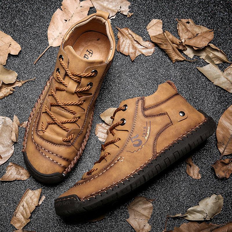 Comfortable men's hand-stitched high-top leather boots, versatile for all-season casual outfits