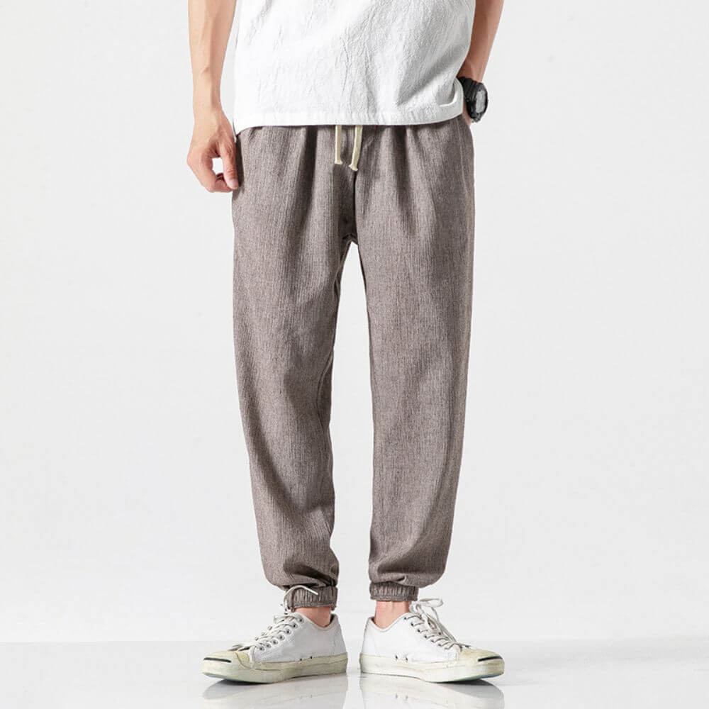 Breathable men's pants for summer, lightweight and relaxed fit for daily wear.