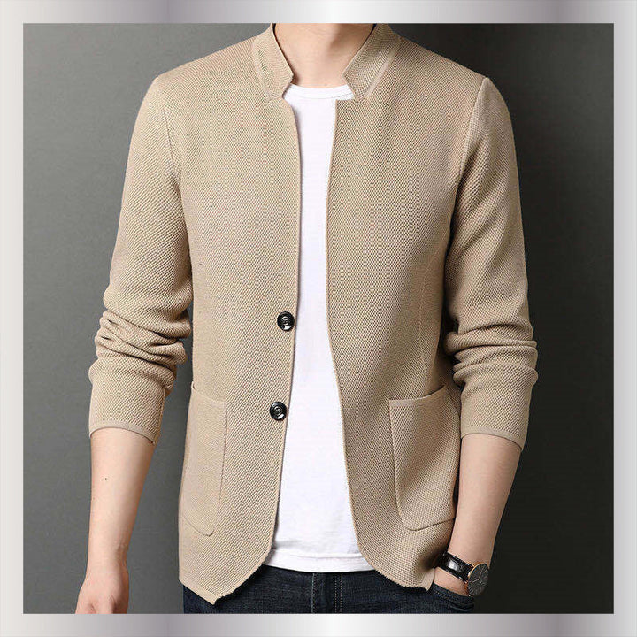 Man wearing a men's knit cardigan blazer, showcasing its smart casual style and comfortable fit.