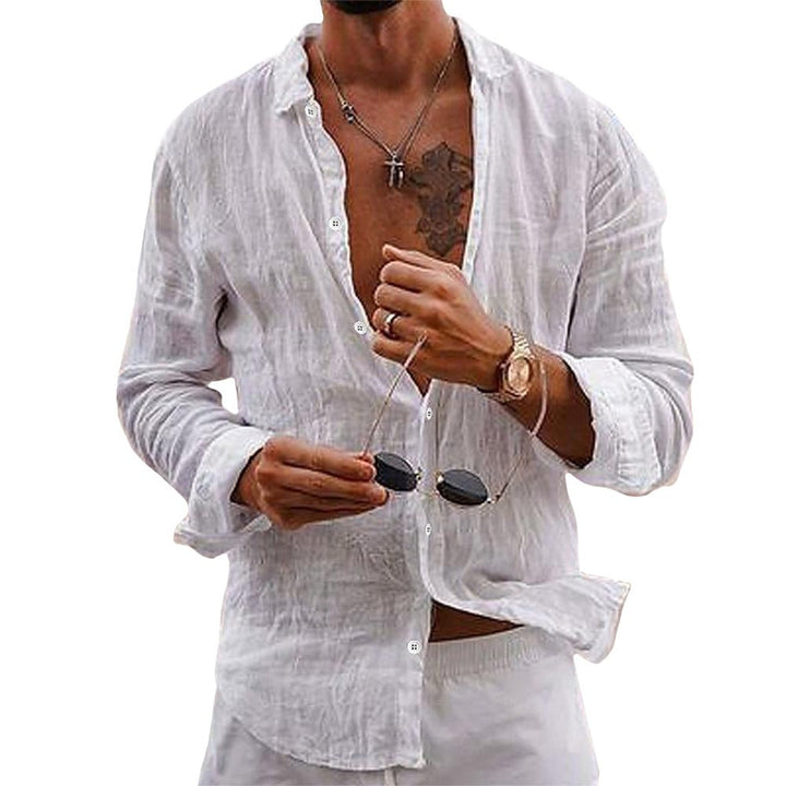 Men's lightweight tailored casual shirt, perfect for summer style.