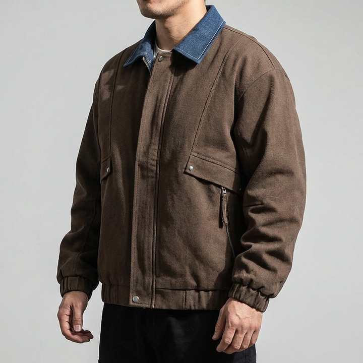 Durable men's windbreaker jacket with a stylish lapel, ideal for casual wear in changing weather.