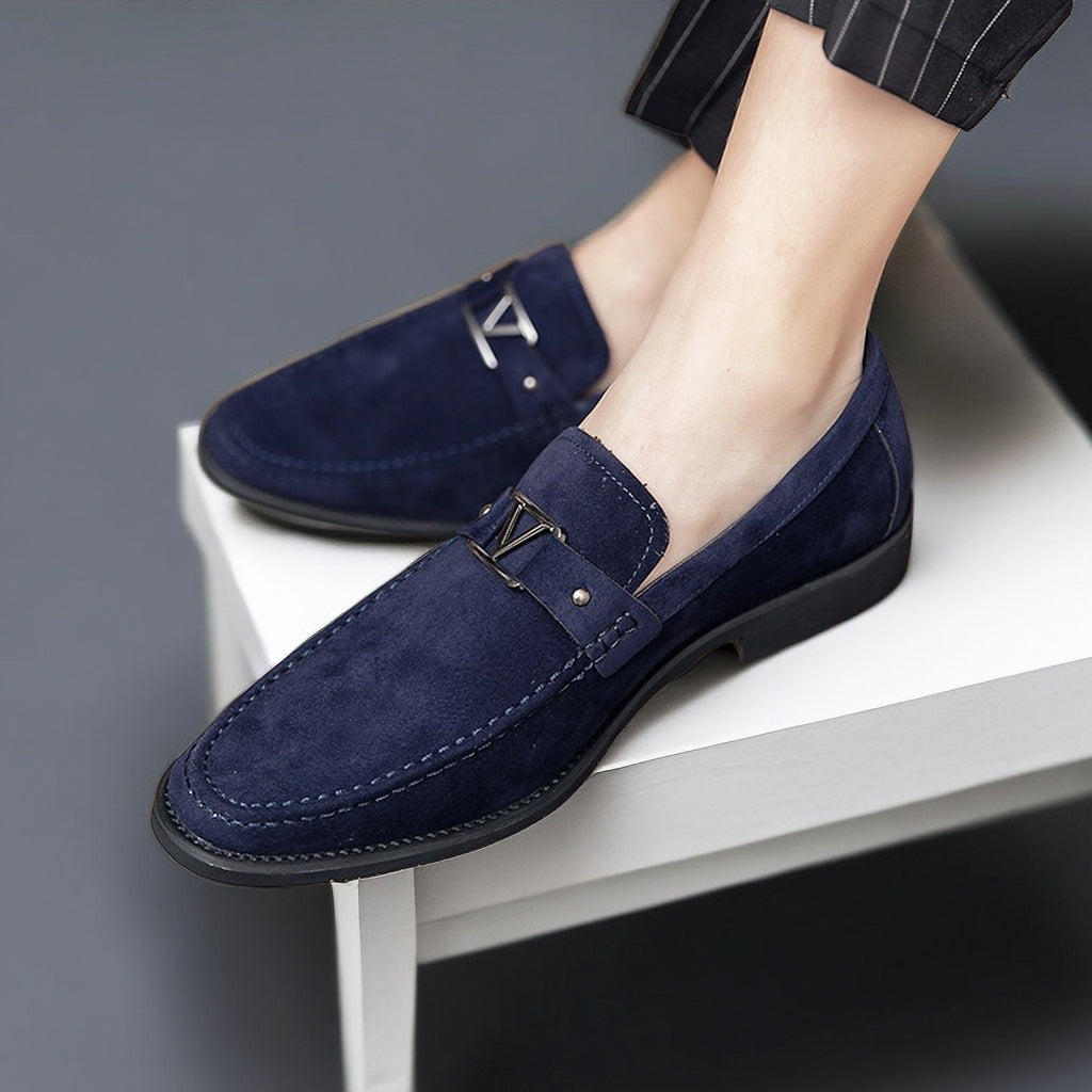 Formal men's loafers, crafted from high-quality vegan suede with an eye-catching buckle.