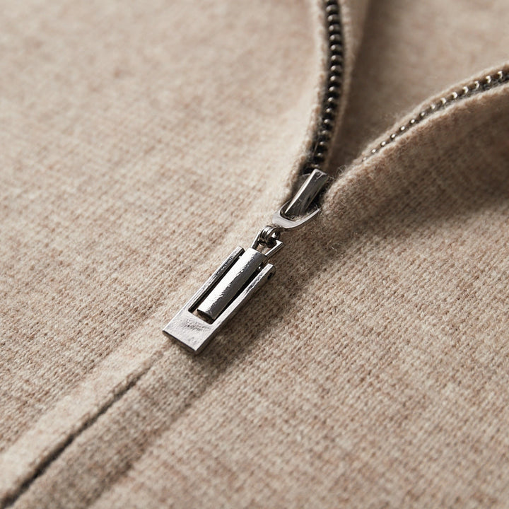 Side profile of the men's lightweight merino wool jacket, highlighting its comfortable fit