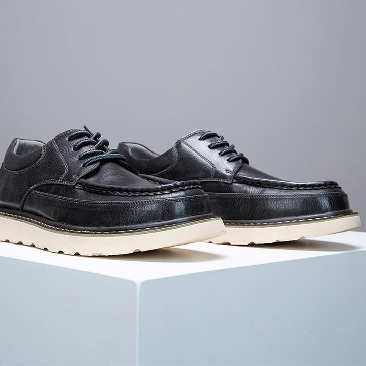 Men's comfortable grey casual boots, designed for all-day wear with superior support
