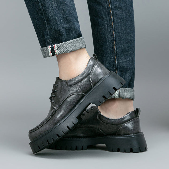 Men's brown modern casual boots, a must-have for a complete and comfortable wardrobe