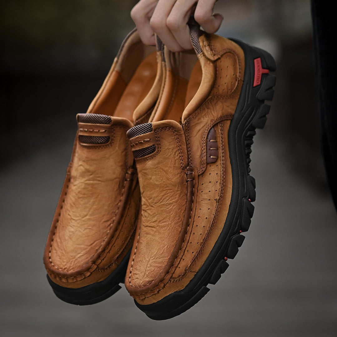 Orthopedic men's black leather transition boots with comfortable sole for posture, slip-resistant.
