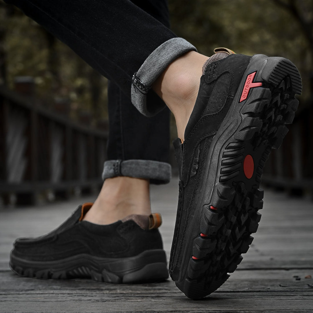 Men's brown orthopedic boots, comfortable sole provides excellent arch support and stability.