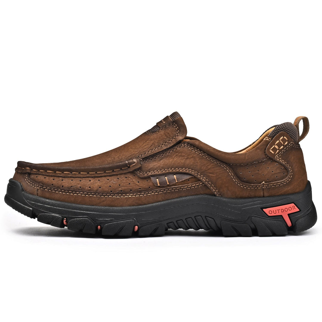Men's brown orthopedic boots, comfortable, for steady gait, slip-resistant, ideal for autumn.