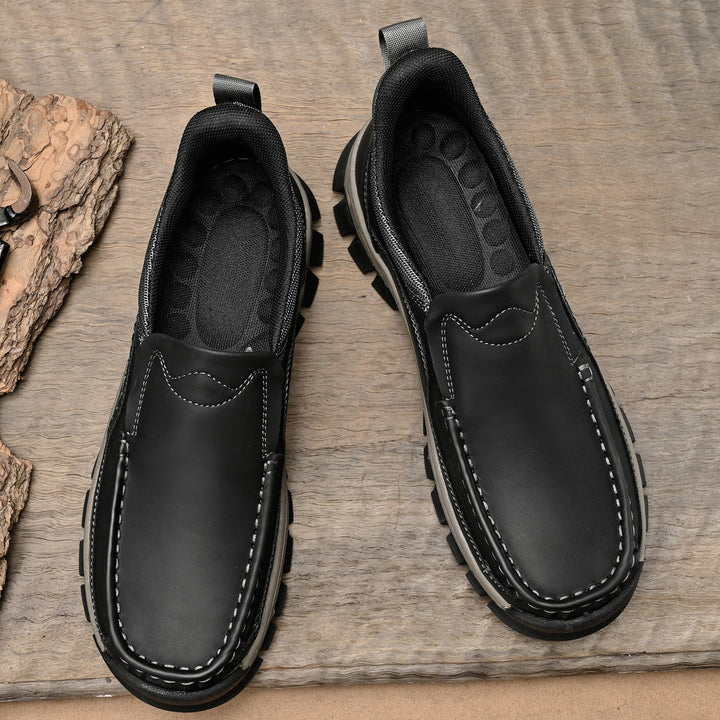 Men's fashion slip-on leather walking shoes, combining style and comfort