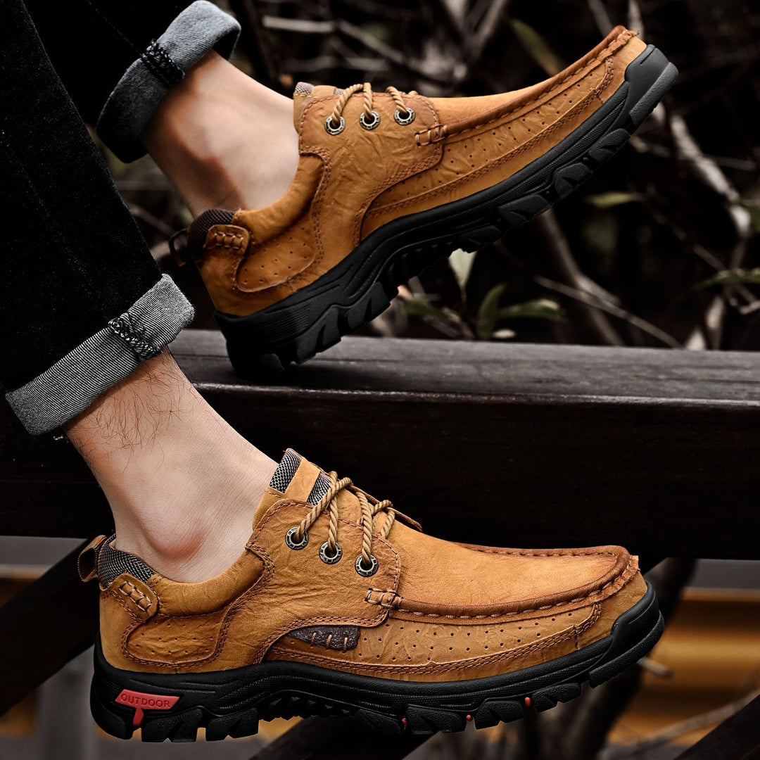 Men's outdoor orthopedic boots, durable construction, protection from elements
