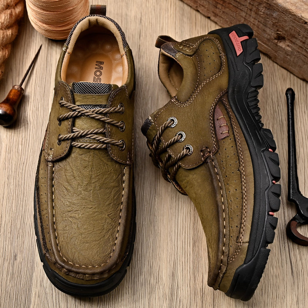 Outdoor men's orthopedic boots, all-terrain sole, comfortable for long hikes