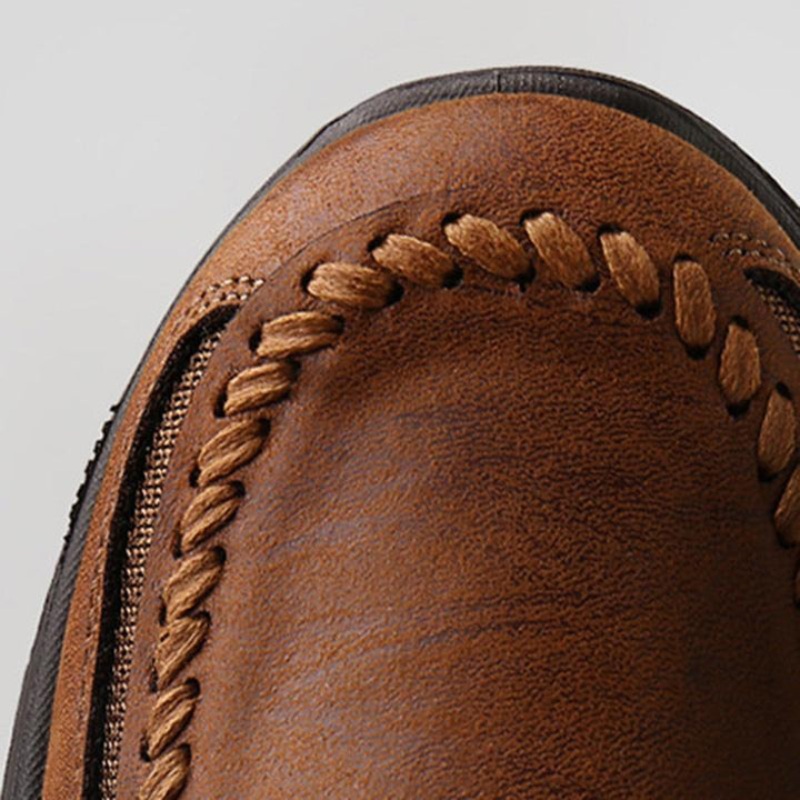 Breathable men's casual walking shoes, ideal for all-day wear