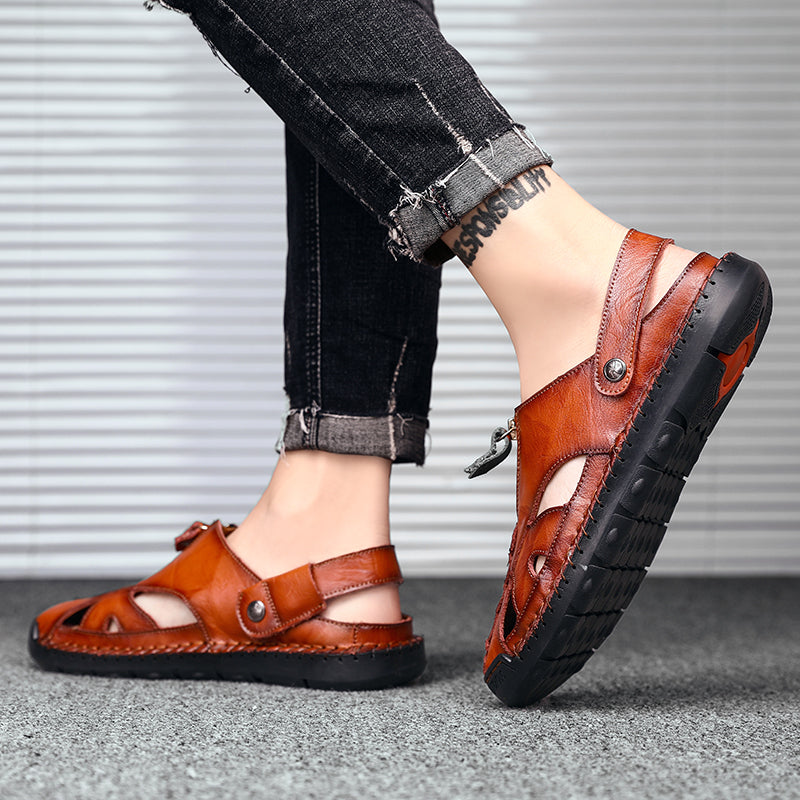 Men's closed-toe leather sandals with anti-slip sole for outdoor safety