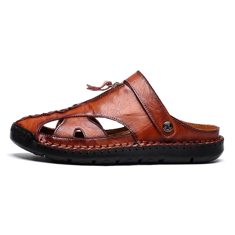 Comfortable men's closed-toe leather sandals, perfect for summer adventures