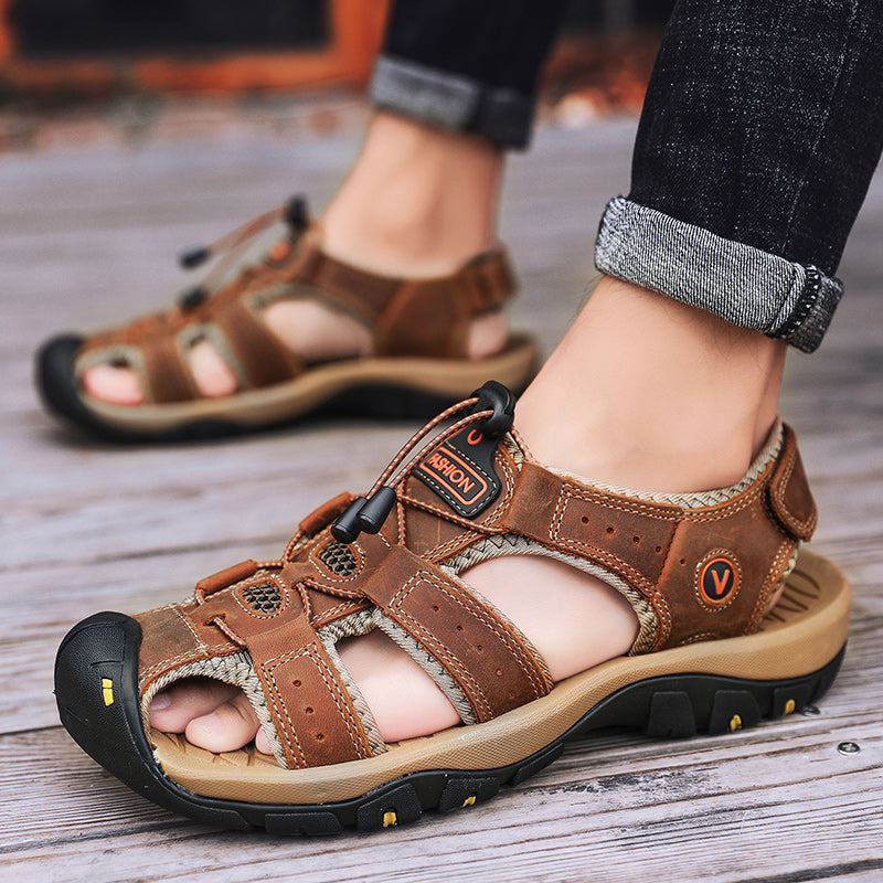 Men's active outdoor sandals in a classic brown hue, designed for adventure seekers