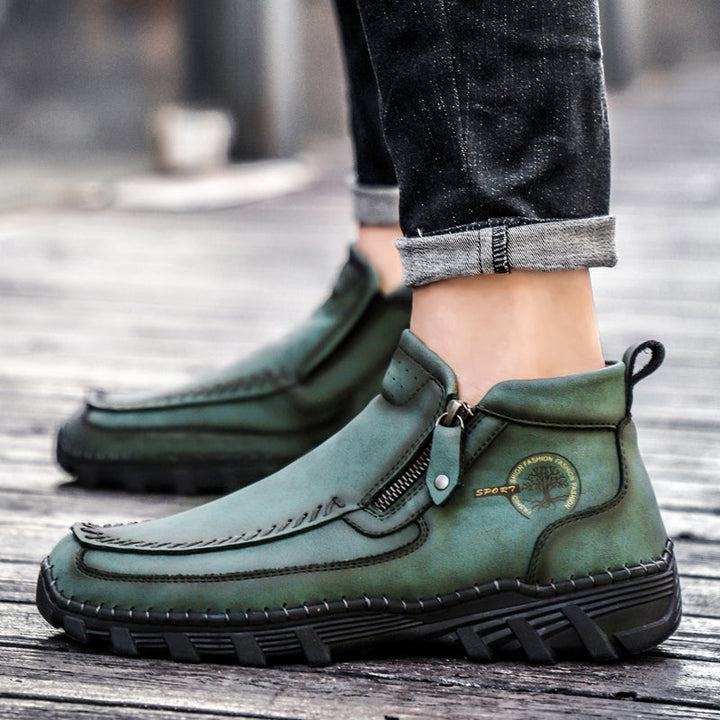 Stylish men's brown orthopedic outdoor boots, perfect for a rugged yet refined look
