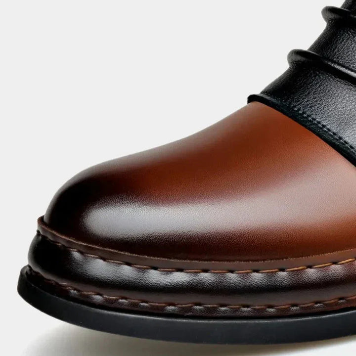 Stylish men's black leather ankle boots, ideal for smart casual looks, orthopedic