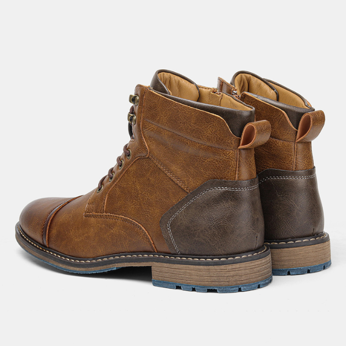 Men's fashion boots: premium brown leather, perfect for everyday casual footwear and outdoor style.