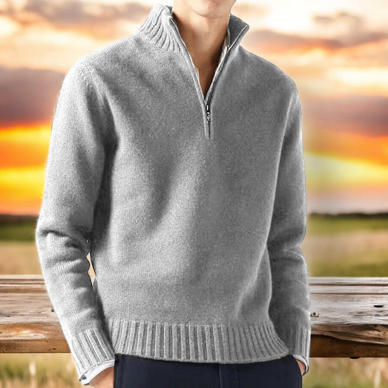 Stylish quarter-zip men's sweater, crafted from a warm and soft cashmere blend for comfort
