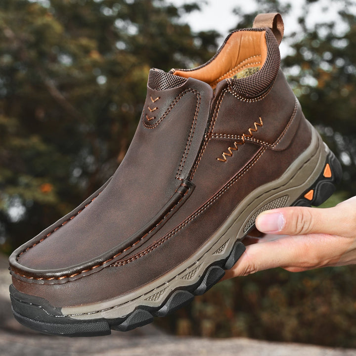 Men's stylish casual slip-on shoes, rich reddish-brown leather, suitable for outdoor walking