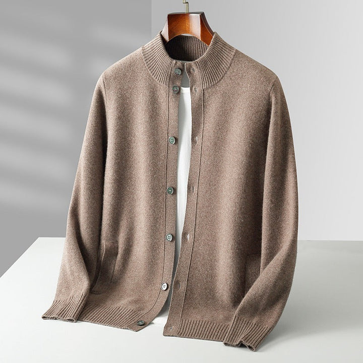 Side profile of a men's lightweight merino wool button jacket, elegant design.
