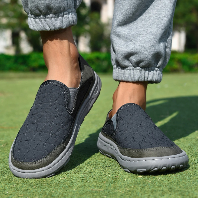 Lightweight men's quilted shoes, slip-on style, designed for ultimate comfort