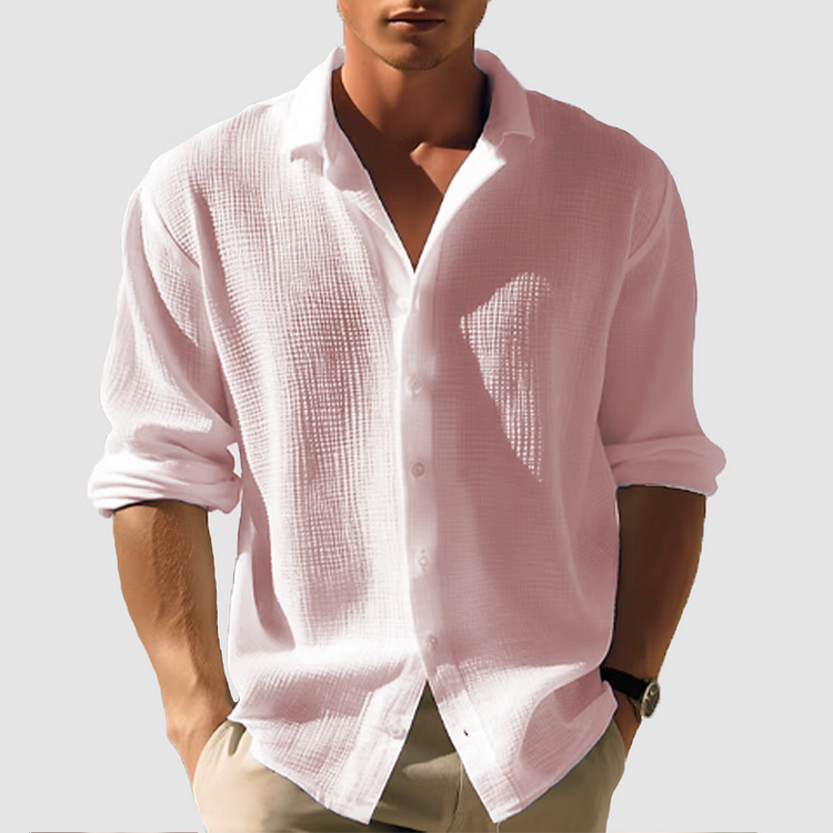 Versatile men's button-down shirt, long sleeve and relaxed fit for ultimate summer comfort and casual style.