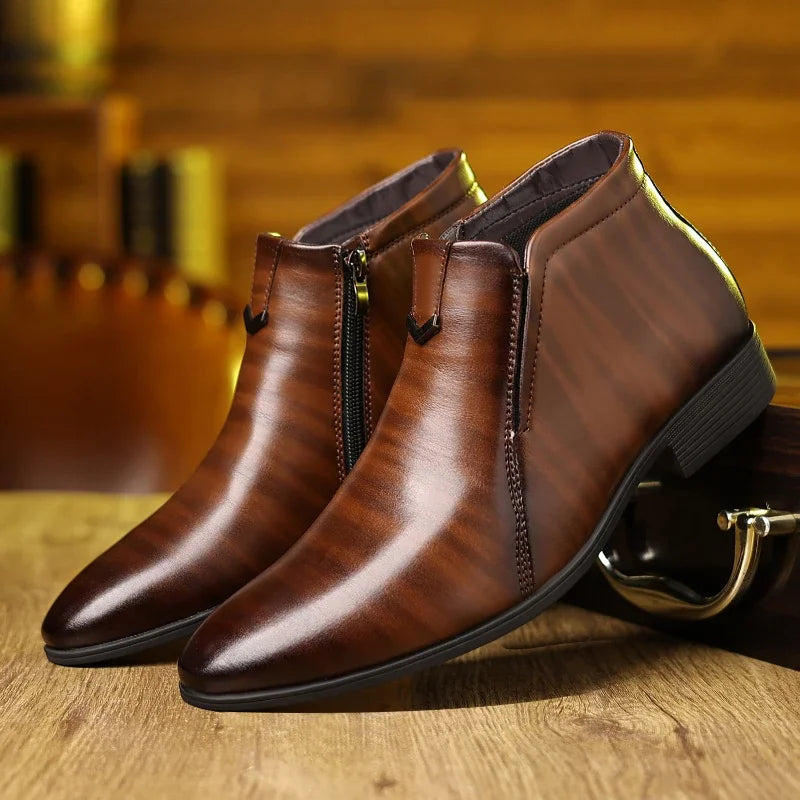 Men's retro ankle boots, polished dress shoes with a stylish finish, perfect for formal or casual wear.