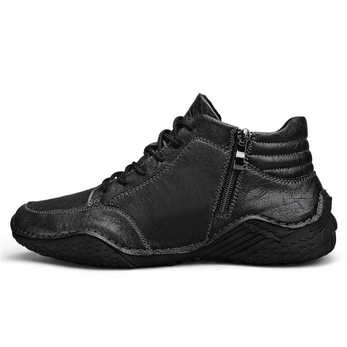 Fashion-forward men's Rover full-grain leather ankle boots, built for comfort and rugged good looks.