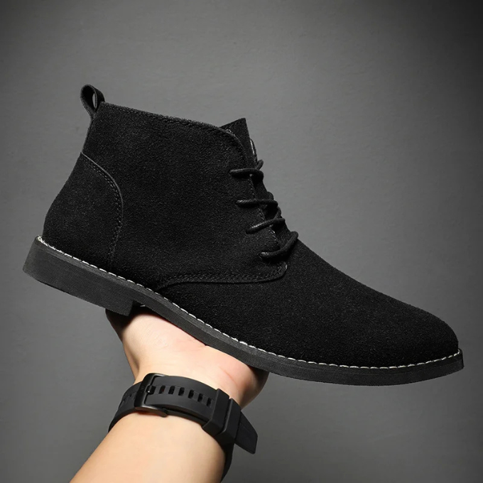 Men's versatile suede ankle boots, offering both style and comfort for daily use.