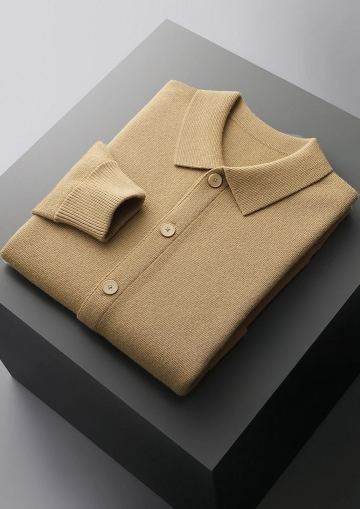 Stylish men's button-up cardigan, ideal for layering, with patch pockets; a versatile casual fashion piece.